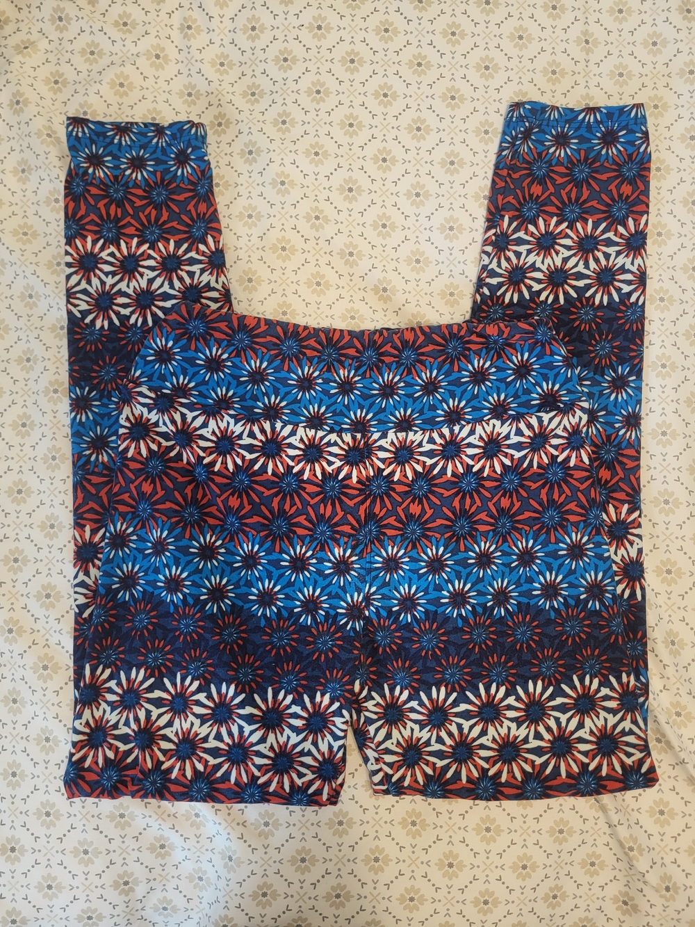 LuLaRoe Red, Blue & White Floral Leggings